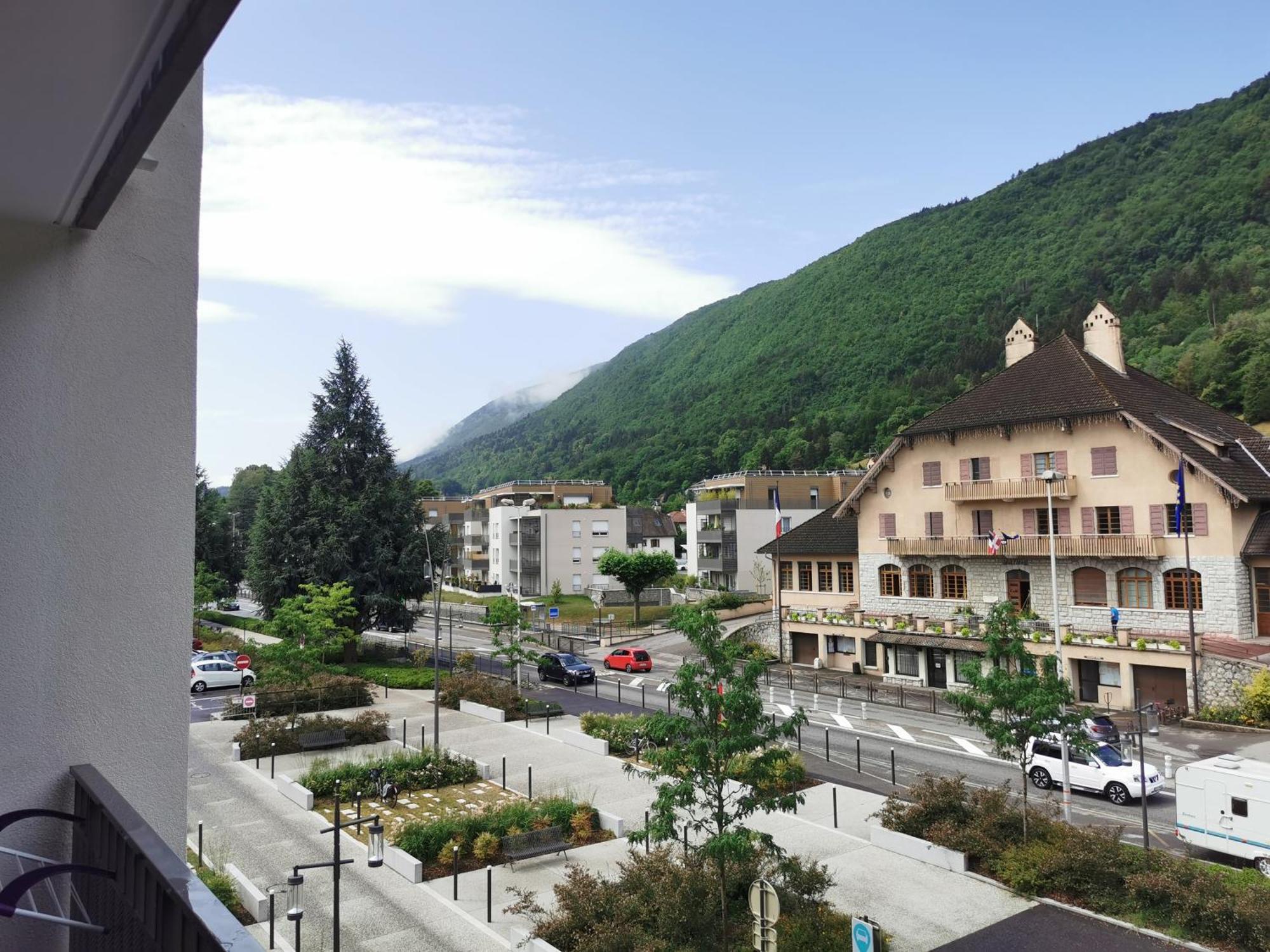 Semnoz & Lac - Wifi - Parking - Netflix - Balcon - Centre-Ville Севрие Экстерьер фото
